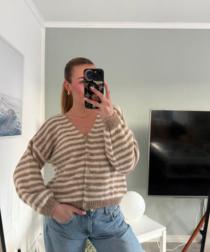 Gestreifte Strickjacke | Camel