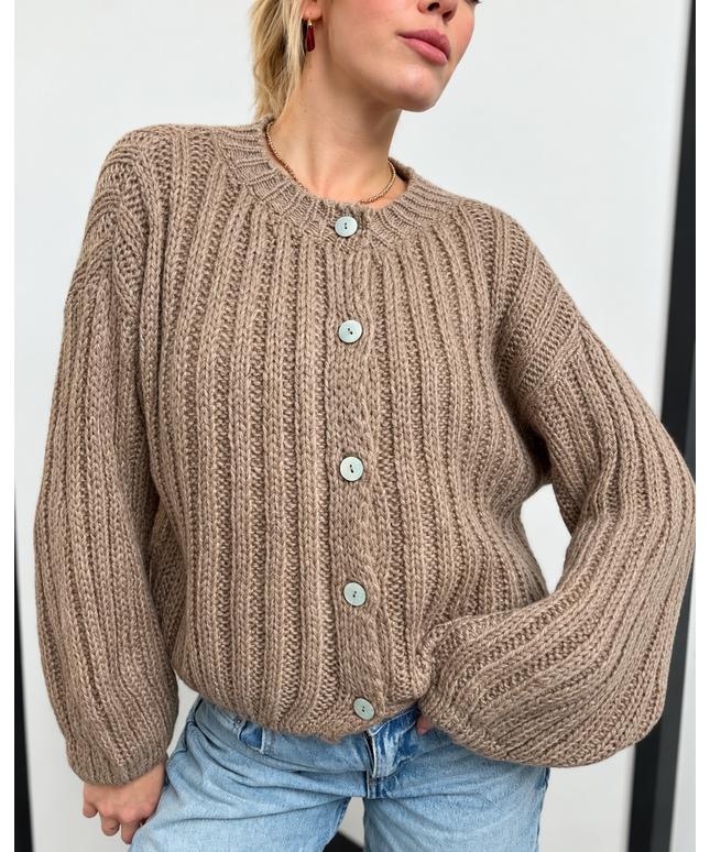 Grobstrickjacke mit Knopfleiste | taupe
