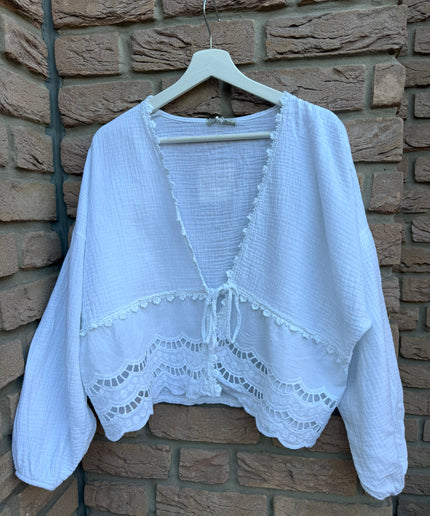 Musselin Bluse mit Spitze | weiß