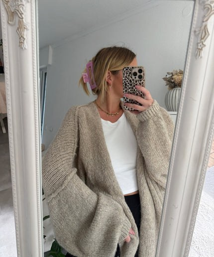 Oversized Strickjacke mit weiten Ärmeln | versch. Farben