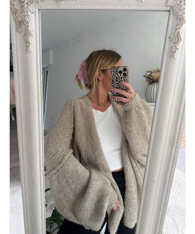 Oversized Strickjacke mit weiten Ärmeln | versch. Farben