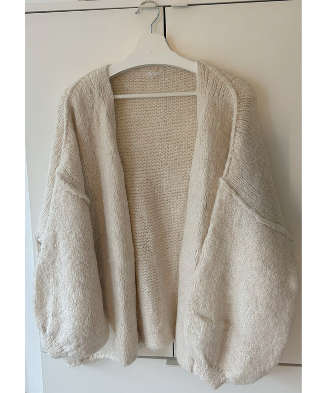 Oversized Strickjacke mit Puffärmeln