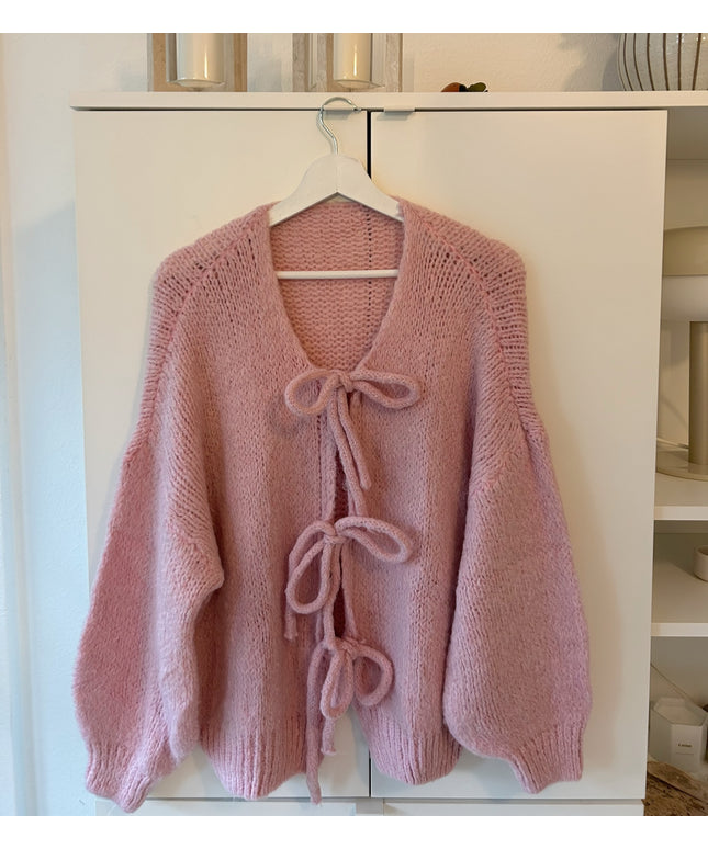 Strickjacke mit Schleifen | versch. Farben