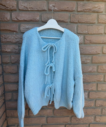 Strickjacke mit Schleifen | versch. Farben
