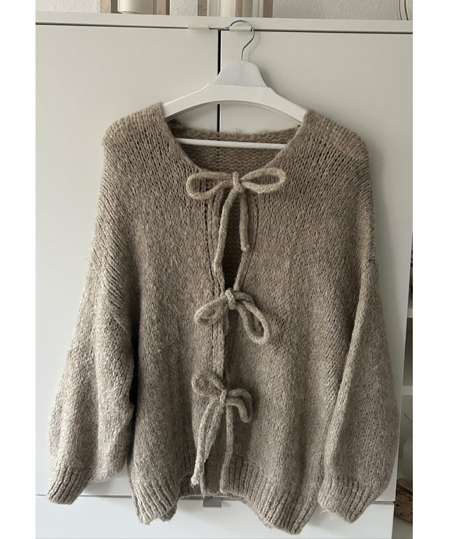 Strickjacke mit Schleifen | versch. Farben