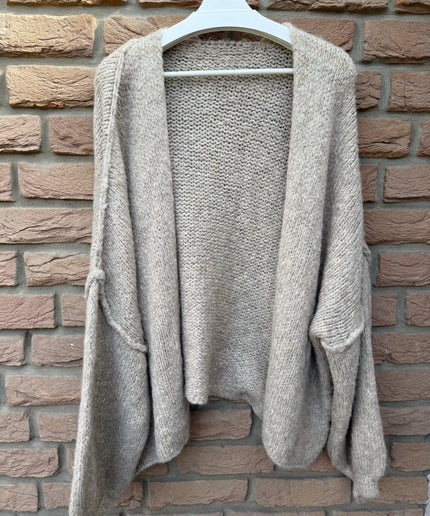 Oversized Strickjacke mit weiten Ärmeln | versch. Farben