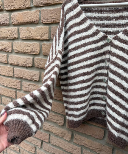 Gestreifte Strickjacke | dunkelbraun creme