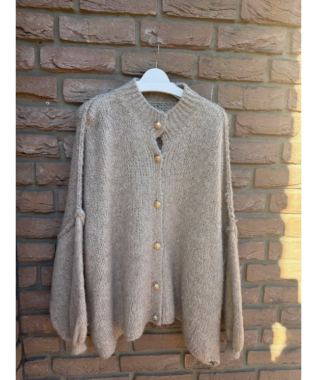 Oversized Strickjacke mit goldenen Knöpfen | versch. Farben