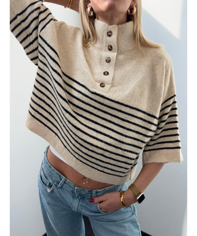 Kurzärmeliger Pullover mit Knopfleiste