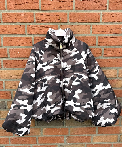 Oversize Camouflage Bomberjacke | braun