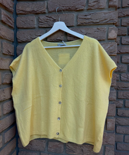 Strickweste mit Knopfleiste | kurzarm | butter lemon gelb