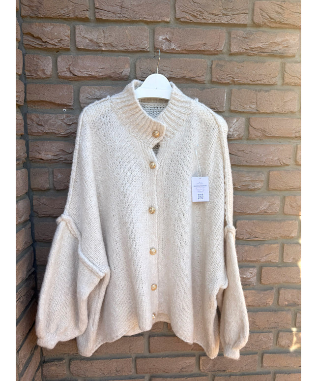 Oversized Strickjacke mit goldenen Knöpfen | versch. Farben