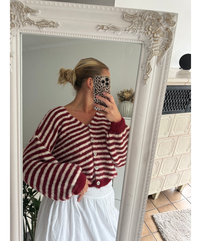 Gestreifte Strickjacke | bordeaux weiß