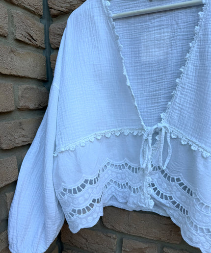 Musselin Bluse mit Spitze | weiß