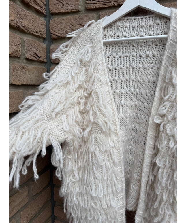 Strickjacke mit Fransen | creme