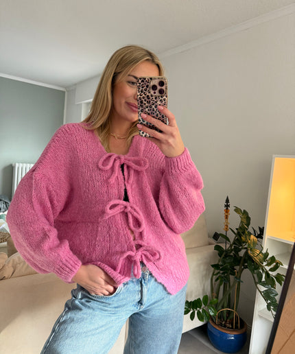 Strickjacke mit Schleifen | versch. Farben