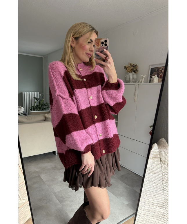 Oversize Strickjacke mit goldenen Knöpfen | gestreift | bordeaux