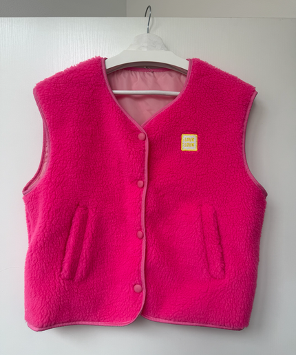 Teddy Weste mit Love Patch | pink