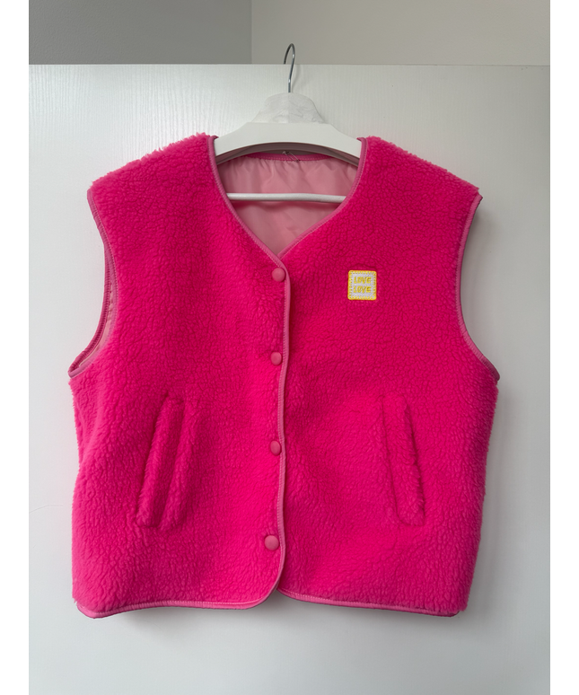 Teddy Weste mit Love Patch | pink