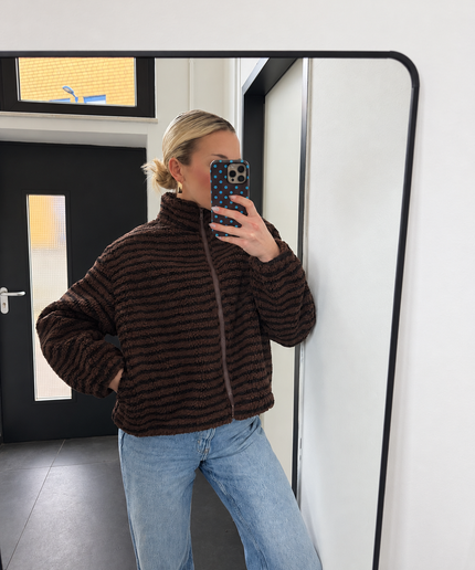 Gestreifte Teddyjacke mit Reißverschluss | Dunkelbraun/Schwarz