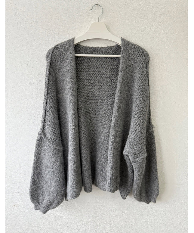 Oversized Strickjacke mit Puffärmeln