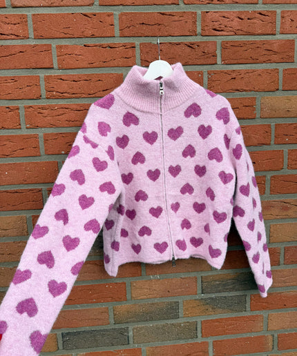 Strickjacke mit Zipper und Herzen | rosa pink