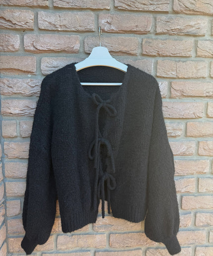 Strickjacke mit Schleifen | versch. Farben