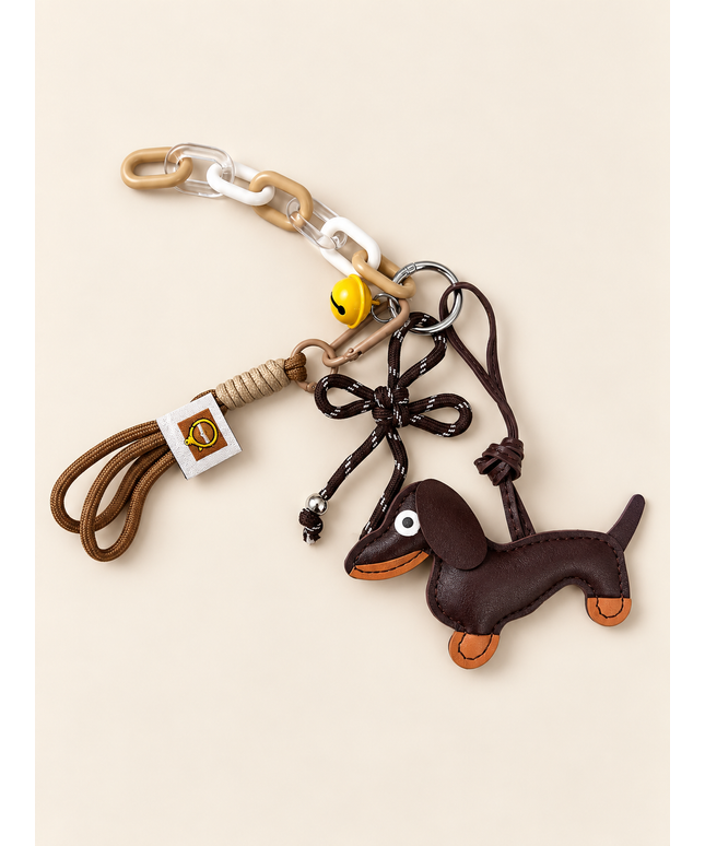 Bag Charm Dackel „Lucky“ mit Gliederkette