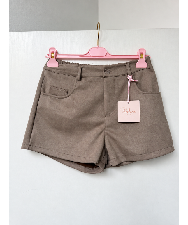 Shorts aus Wildlederimitat | Taupe