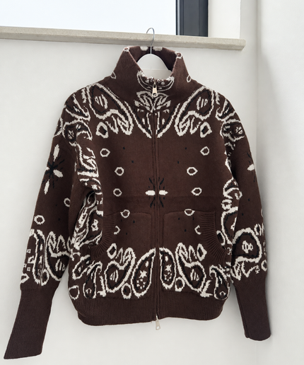 Zip Strickjacke mit Ornamentmuster und Taschen | Dunkelbraun/Weiß