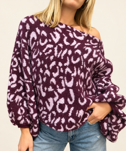 Kurzer Pullover mit Fledermausschnitt und Leo-Print | versch. Farben