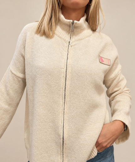 Strickjacke mit Zip Reißverschluss und Patch | versch. Farben