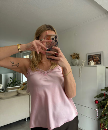 SATIN TOP MIT SPITZE | rosa